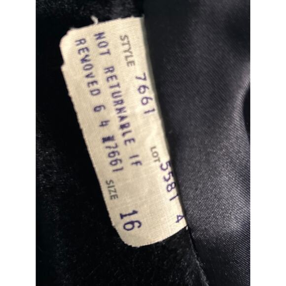 Vintage Brown Borgazia by Sportowne Long Fur Coat | Size 16 - Picture 5 of 13